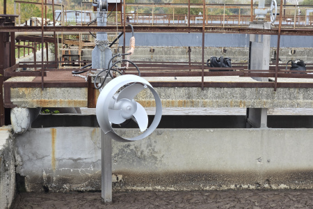 Погружные мешалки Solidpump на водоканале